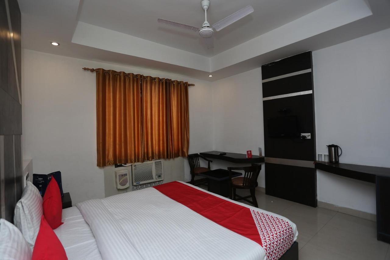 Oyo 5844 Hotel Drive Inn Raiwala Dış mekan fotoğraf